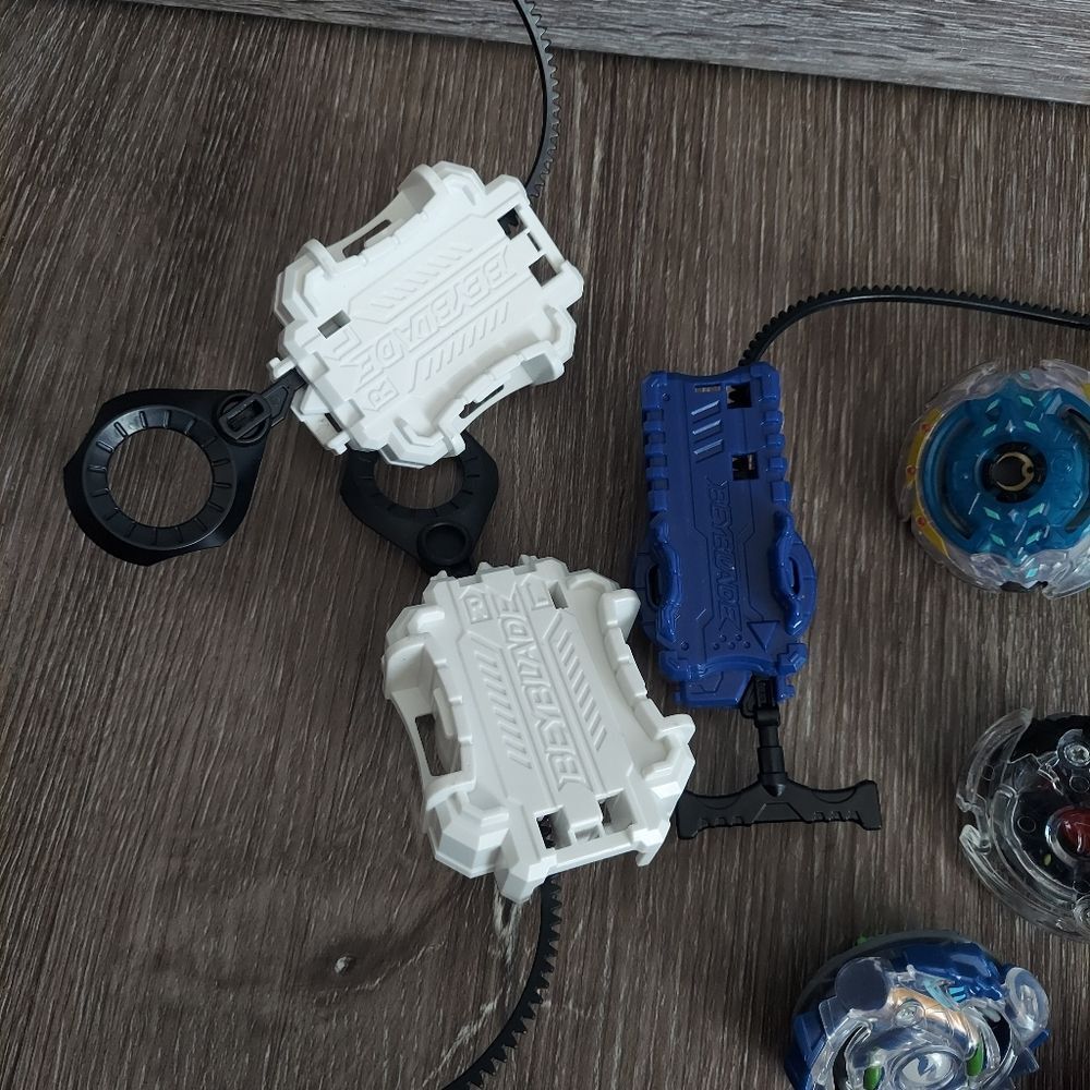 Beyblade Lot - Picture 3 of 3